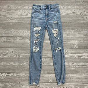 EUC American Eagle Distressed Jeggings 00 Short